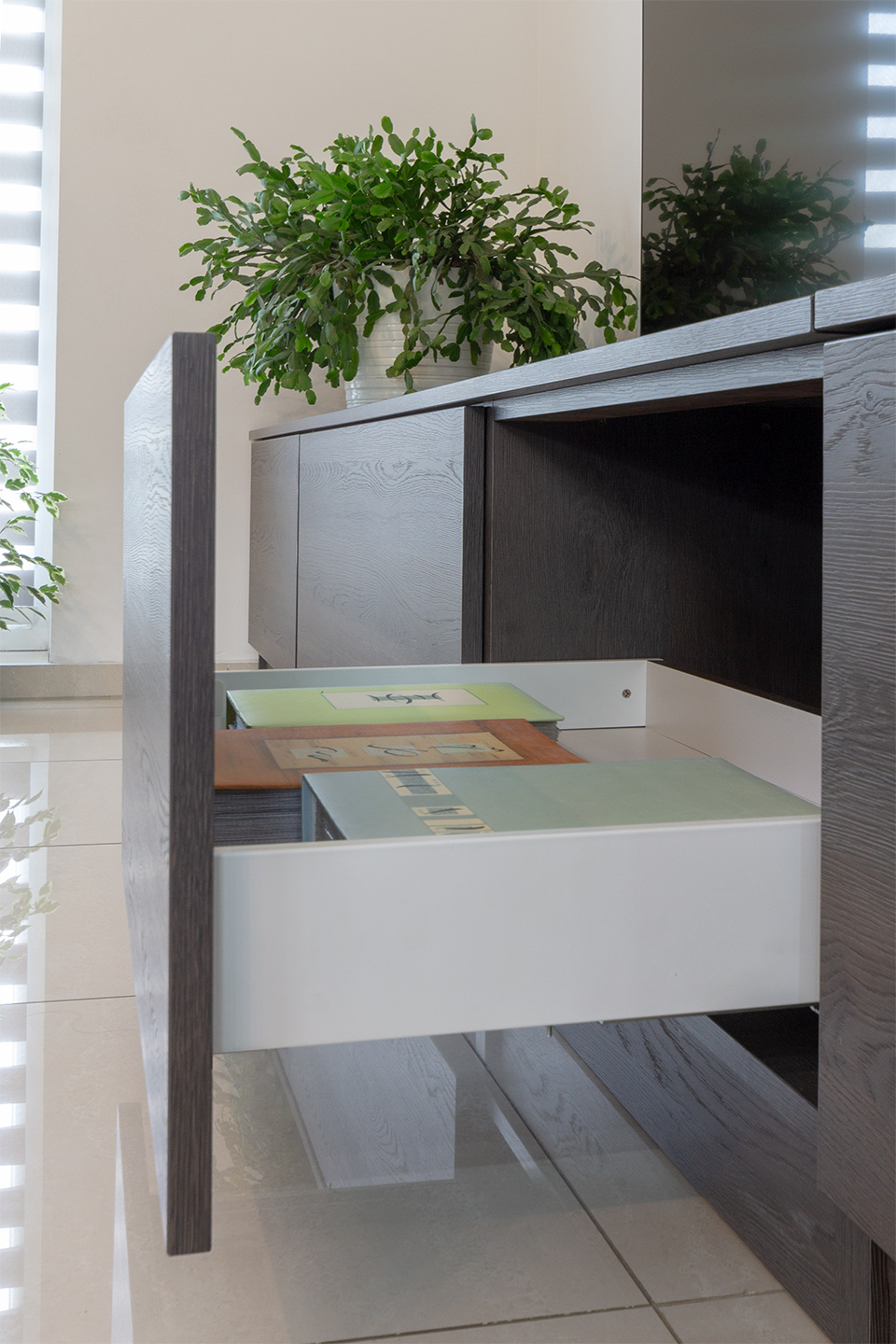 K-StrongMax 16 zásuvka H89/500mm, bílá, protiskluz Ago-Fibre 800 bílá